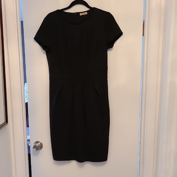 Black Sheath Dress with Crew Neck and Short Sleeves, Dirndl Type skirt. - Picture 1 of 5